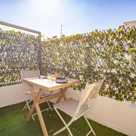 Sunny Flat In Les Pins Appartement
